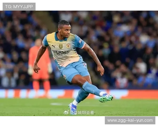曼城新星阿坎吉：回追训练速度依旧极快，展现无限潜能